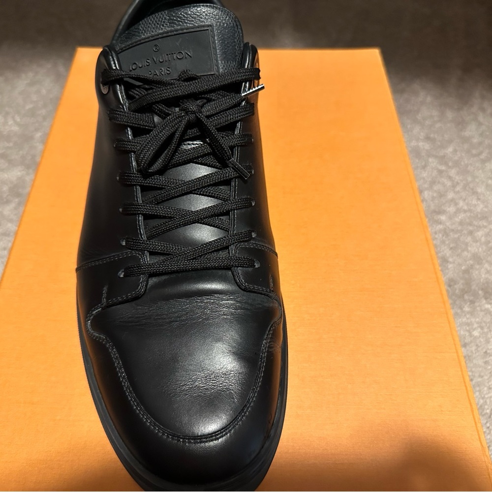 Men’s Louis Vuitton black sneakers - Picture 8 of 10